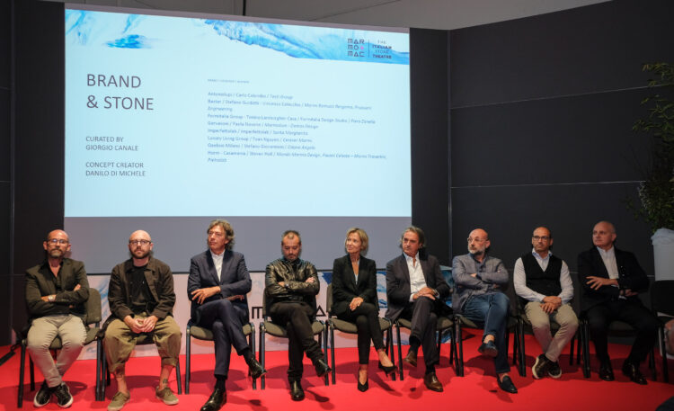 La presentazione della mostra "Brand and Stone", giovedì 27 settembre, nell'area Forum dell'Italian Stone Theatre