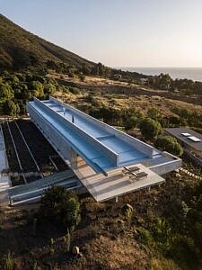 Casa H (2018, Zapallar, Felipe Assadi-Trinidad Schönthaler-Macarena Ávila-Alice Schuck) © Fernando Alda Felipe Assadi
